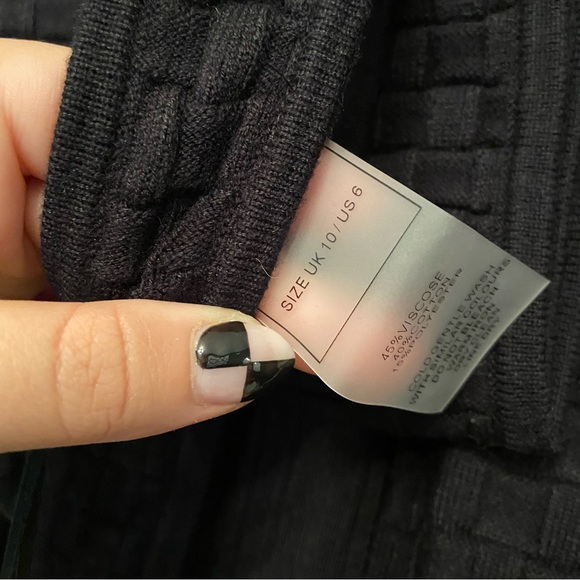 Knitted high waisted trousers & crossover top - Picture 6 of 7